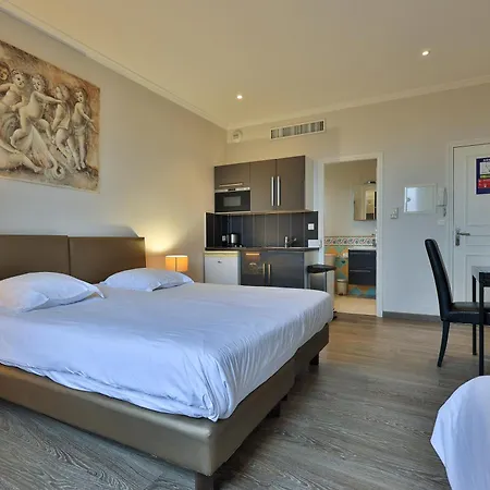 Emeraude Residence Hoteliere