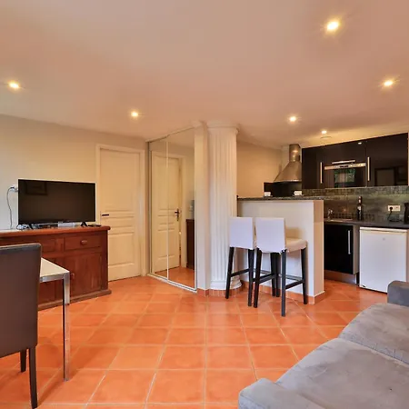 绿宝石公寓酒店