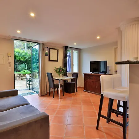 绿宝石公寓酒店 公寓式酒店