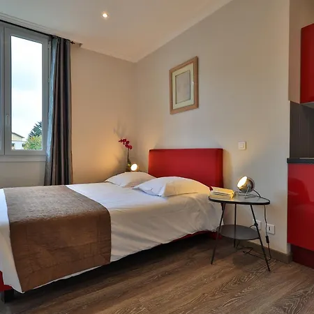 绿宝石公寓酒店 3*