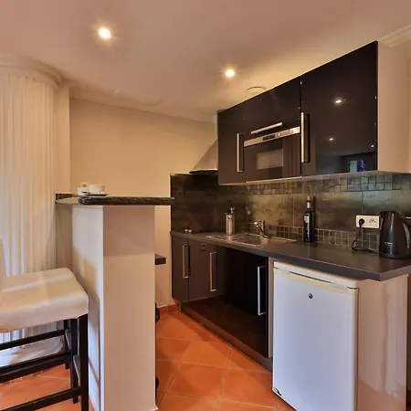 Emeraude Hoteliere Aparthotel Juan-les-Pins