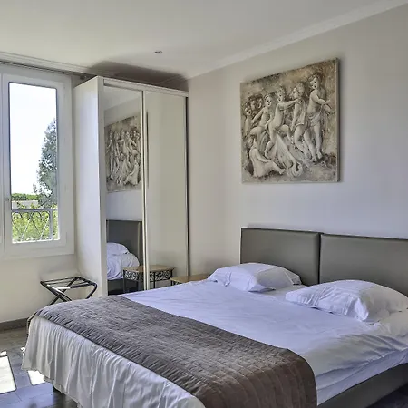 Emeraude Résidence Hotelière Aparthotel Juan-les-Pins